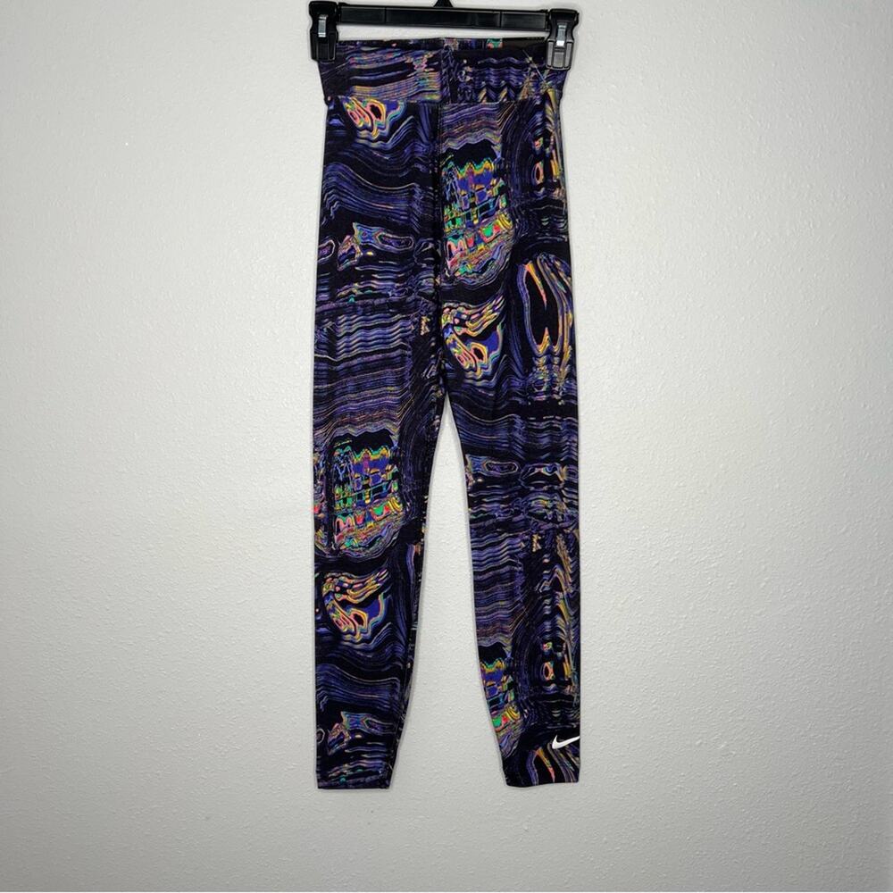 New Nike Black 3D Graphic Tight Fit High Rise Leggings Women's size XS